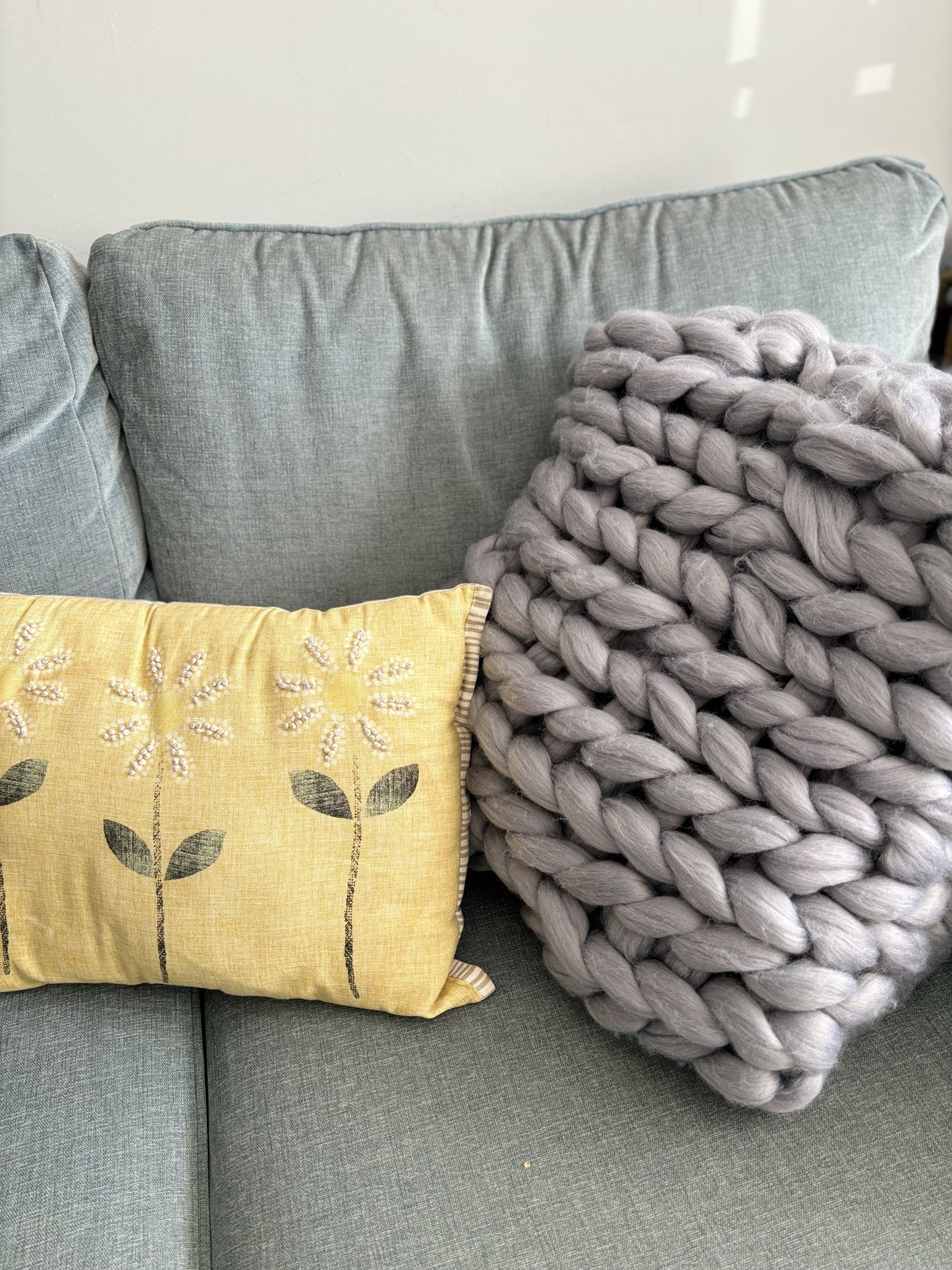 Arm Knitting Workshop | SUNDAY 14 SEPTEMBER 2025 11am - 1pm | SHEFFIELD S35
