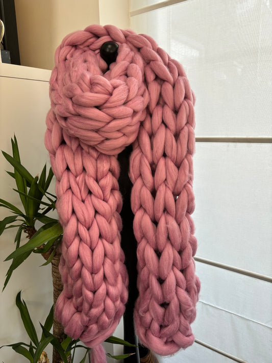 Arm Knitting Scarf Tuition